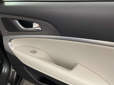 2024 Genesis G70 2.5T