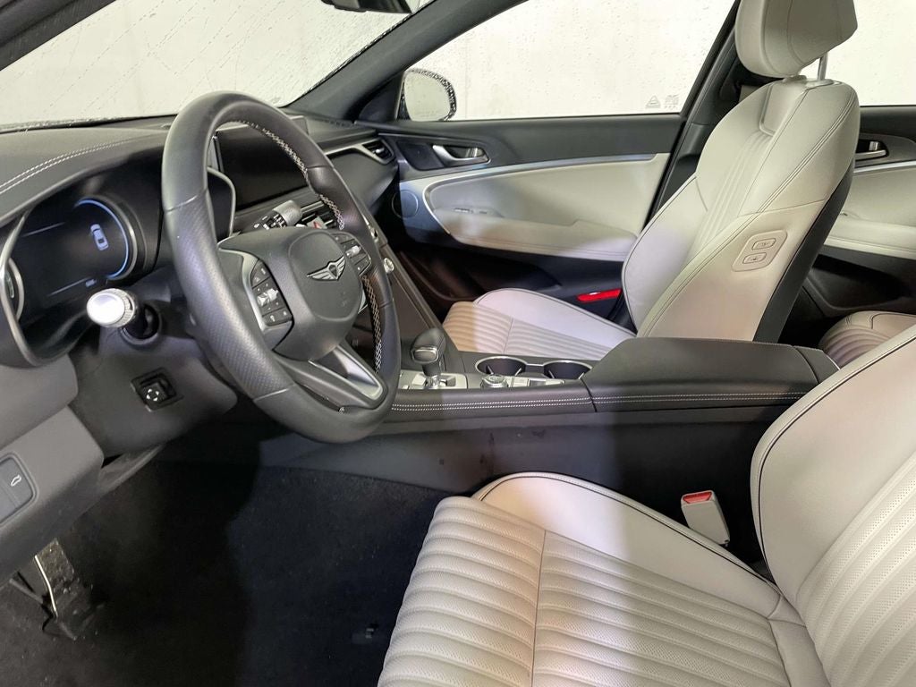 2024 Genesis G70 2.5T