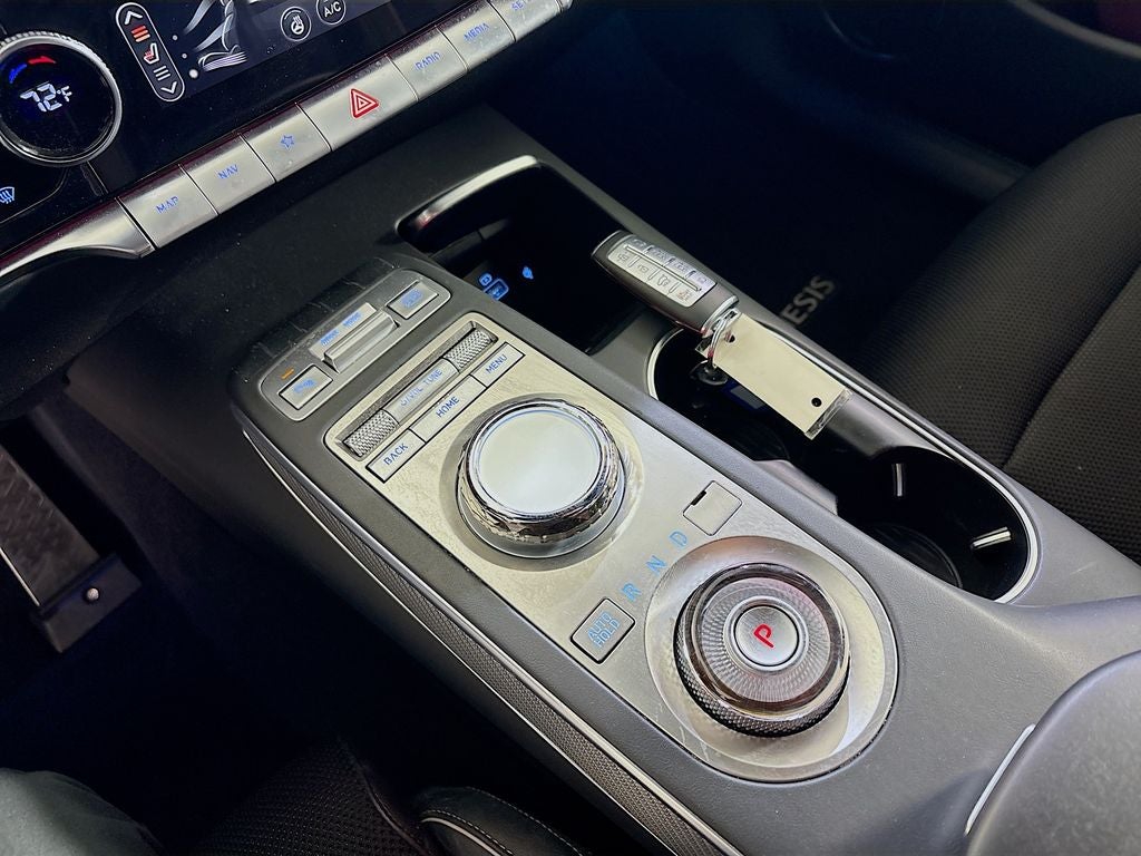 2023 Genesis GV70 2.5T