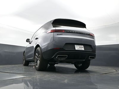 2025 Land Rover Range Rover Sport SE
