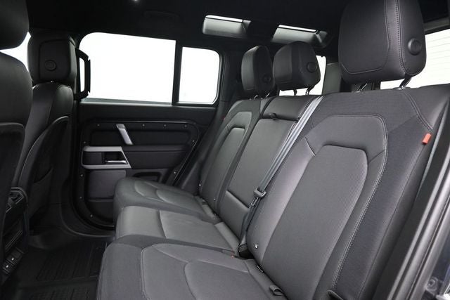 2023 Land Rover Defender X-Dynamic SE