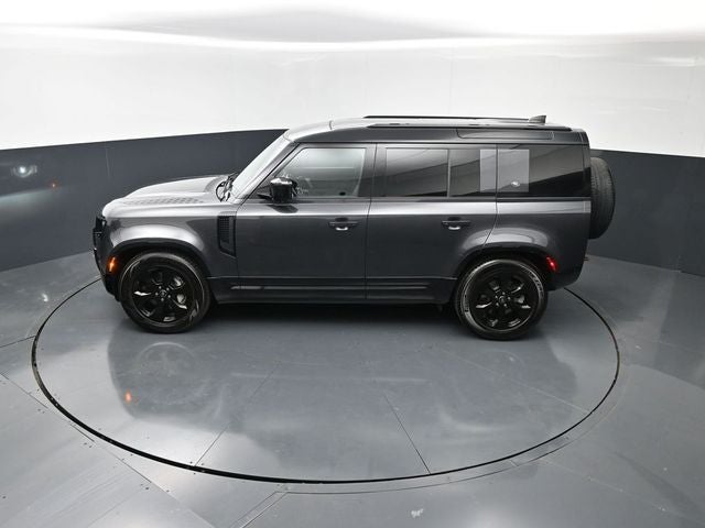 2023 Land Rover Defender X-Dynamic SE