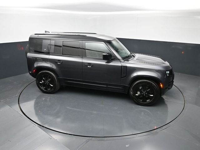 2023 Land Rover Defender X-Dynamic SE