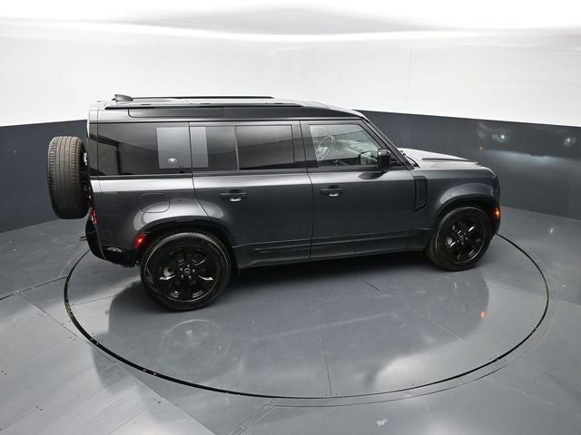 2023 Land Rover Defender X-Dynamic SE