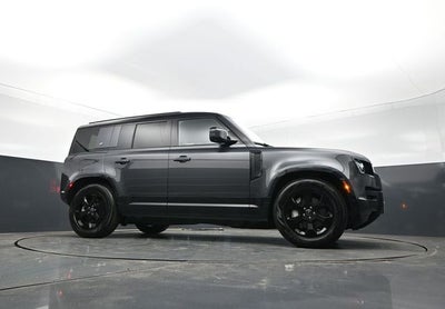 2023 Land Rover Defender X-Dynamic SE