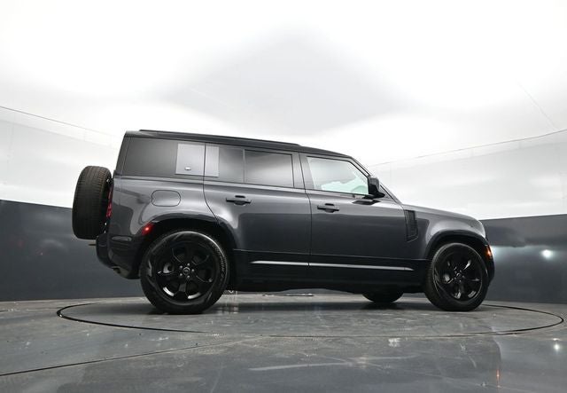 2023 Land Rover Defender X-Dynamic SE