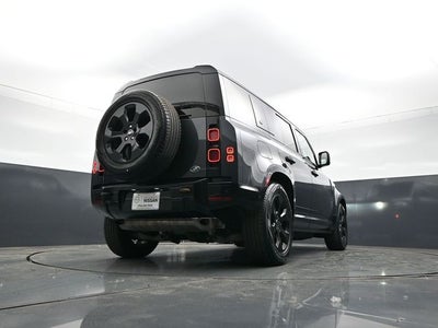 2023 Land Rover Defender X-Dynamic SE
