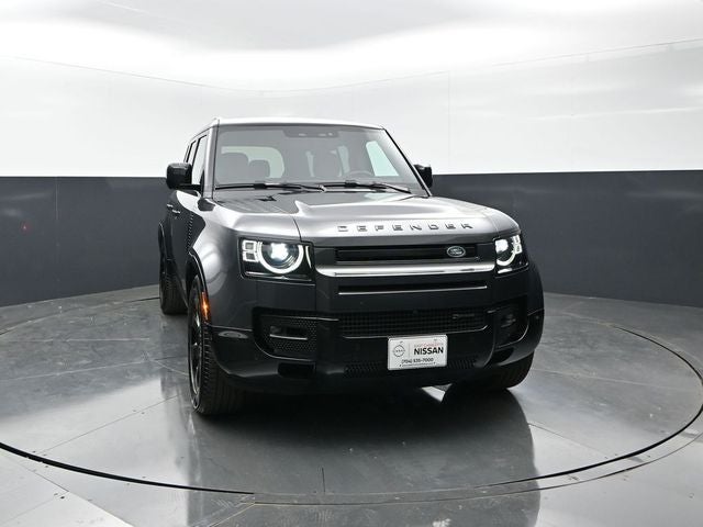 2023 Land Rover Defender X-Dynamic SE