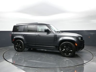 2023 Land Rover Defender X-Dynamic SE