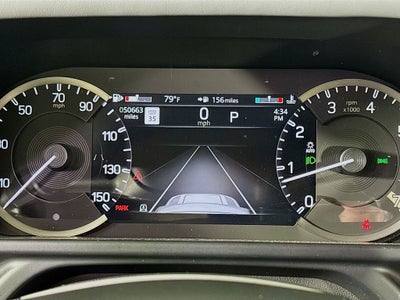 2023 Land Rover Defender SE