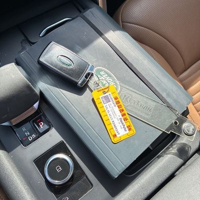 2024 Land Rover Discovery Dynamic SE