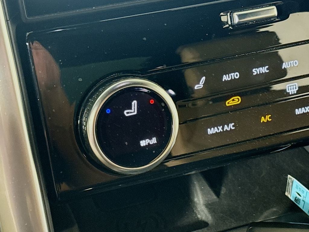 2023 Land Rover Discovery Metropolitan Edition