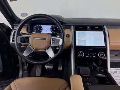 2023 Land Rover Discovery Metropolitan Edition