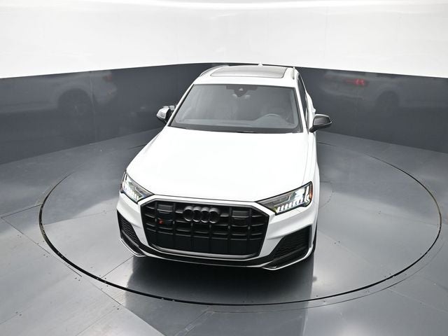 2023 Audi SQ7 Premium Plus