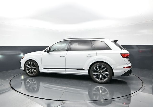 2023 Audi SQ7 Premium Plus