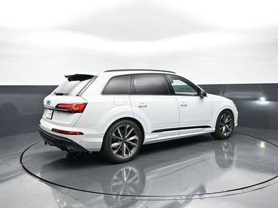 2023 Audi SQ7 Premium Plus