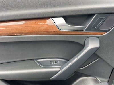 2022 Audi Q5 45 S line Premium quattro