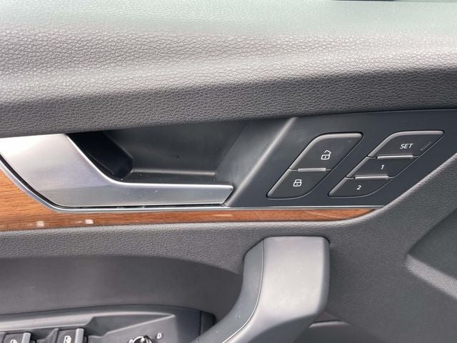 2022 Audi Q5 45 S line Premium quattro