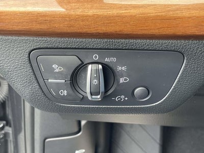 2022 Audi Q5 45 S line Premium quattro