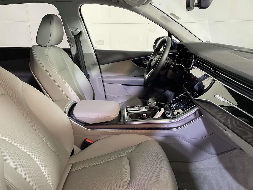 2021 Audi Q7 Prestige
