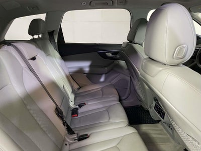 2021 Audi Q7 Prestige