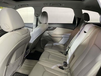 2021 Audi Q7 Prestige