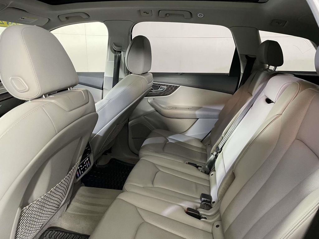 2021 Audi Q7 Prestige