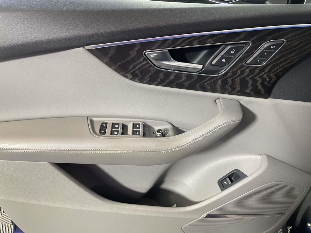 2021 Audi Q7 Prestige