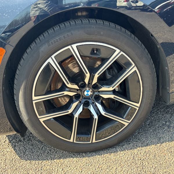 2023 BMW 7 Series 760i xDrive