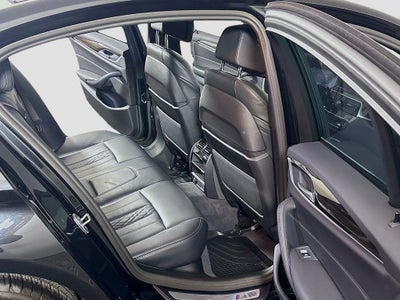 2023 BMW 5 Series 530i