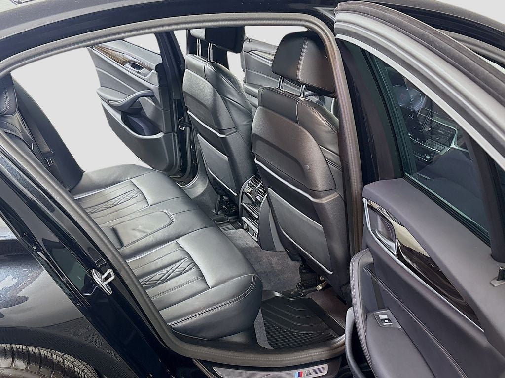 2023 BMW 5 Series 530i