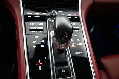 2022 Porsche Panamera 4