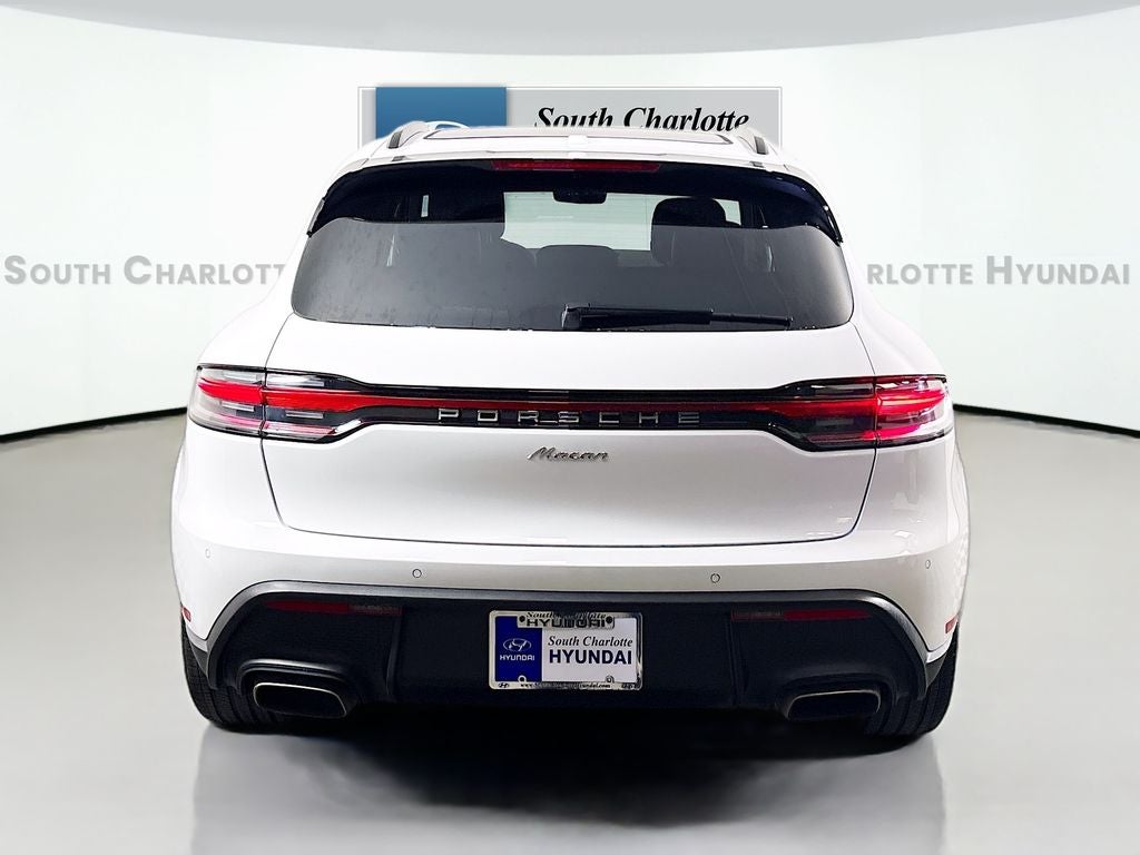 2024 Porsche Macan Base