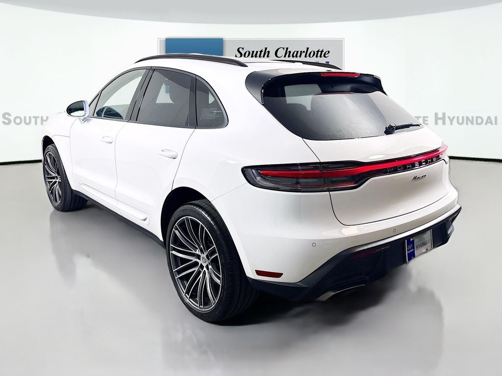 2024 Porsche Macan Base