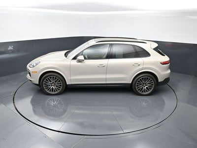 2022 Porsche Cayenne Platinum Edition