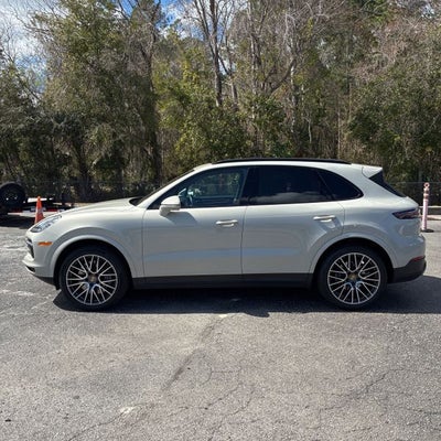 2022 Porsche Cayenne Platinum Edition