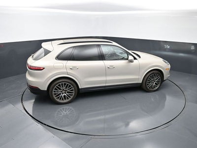 2022 Porsche Cayenne Platinum Edition