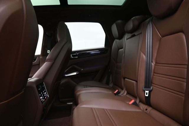 2023 Porsche Cayenne Turbo
