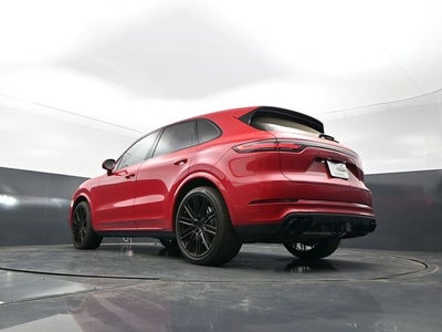2023 Porsche Cayenne Turbo