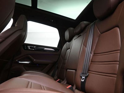 2023 Porsche Cayenne Turbo