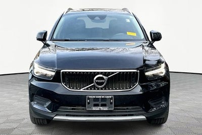 2019 Volvo XC40 Momentum