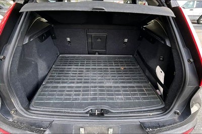 2019 Volvo XC40 Momentum