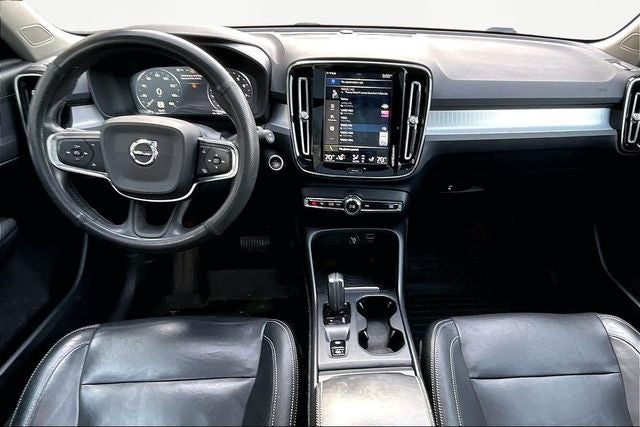 2019 Volvo XC40 Momentum