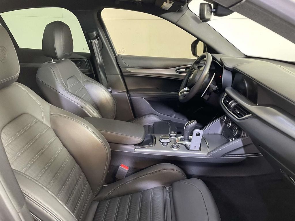 2025 Alfa Romeo Stelvio 4DR AWD SPRINT
