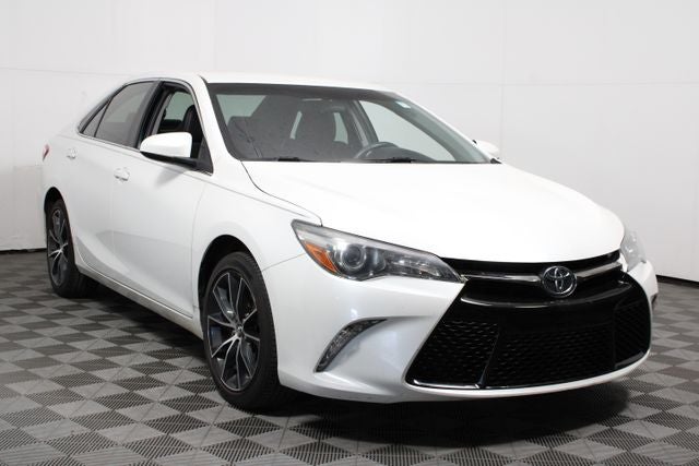 2016 Toyota Camry XSE
