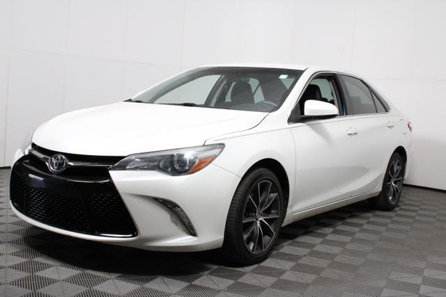 2016 Toyota Camry XSE