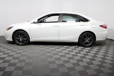 2016 Toyota Camry XSE