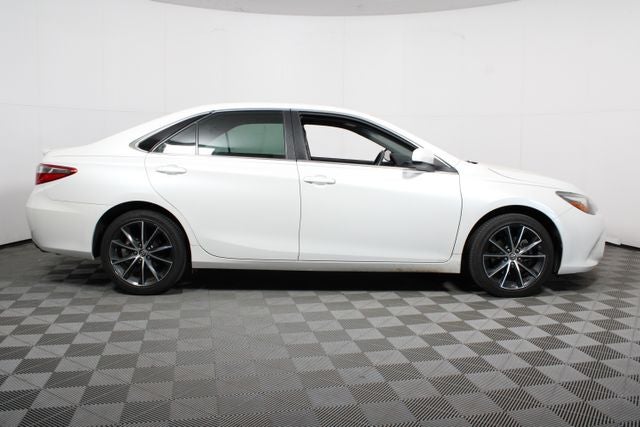 2016 Toyota Camry XSE