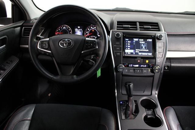2016 Toyota Camry XSE
