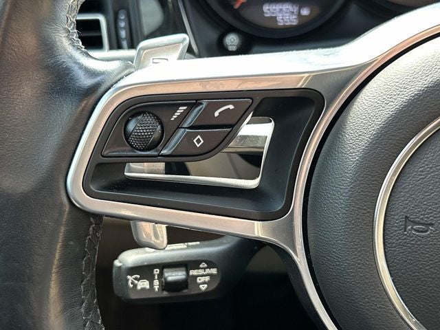 2021 Porsche Macan Base